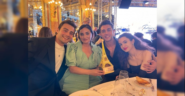 "Kardeşlerim" En İyi Gençlik Dizisi seçildi!