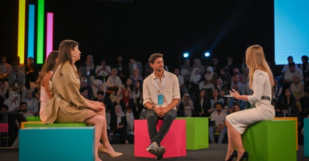 “NEXT by TRT World Forum” binlerce genci bir araya getirdi