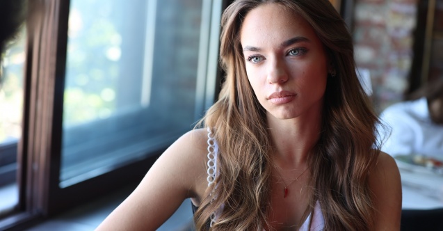 Alize evi terk ediyor!