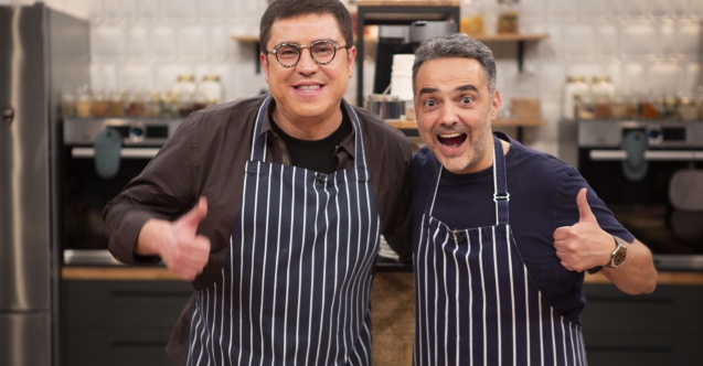 İbrahim Büyükak mutfağa giriyor