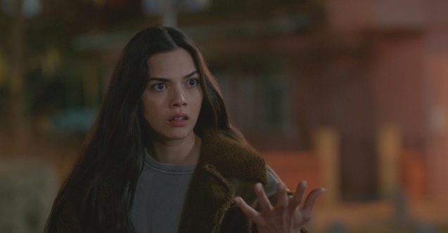 Yasmin Ömer'i kurtarıyor