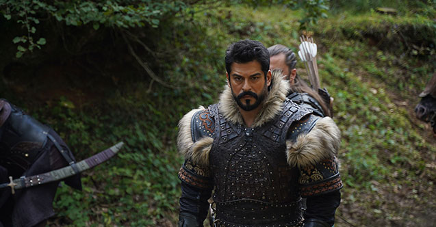 Osman Bey, Karesi Bey ve  Komutan Lucas'la karşı karşıya