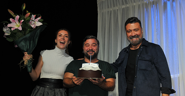 “Leyla ile Mecnun Değil” 100. oyunda dalya yaptı