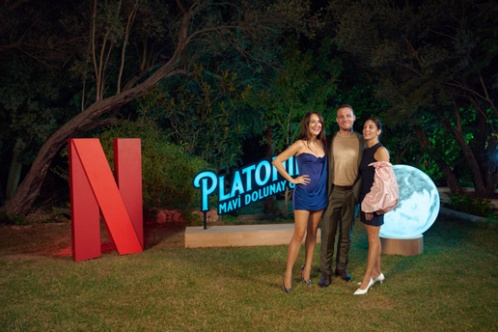 Platonik: Mavi Dolunay Otel’in lansmanı yapıldı