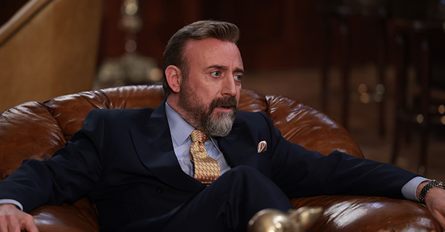 Kral için zor günler başlıyor!