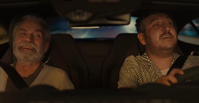 Yan Yana için Feyyaz Yiğit’ten itfaiye şarkısı