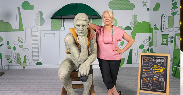 Nergis Kumbasar orta yaş krizini sahneye taşıyor