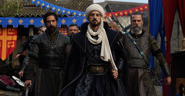 Orhan Bey ve Flavius aynı cephede!