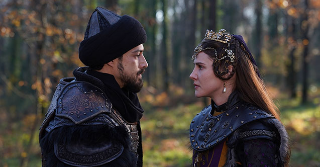 Prenses Asporça Orhan Bey'i hançerliyor!