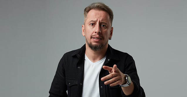 Cem İşçiler yeni gösterisi “Açık Konuşuyorum” ile sahnelerde