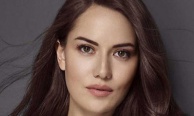 Fahriye Evcen’e Emily Brontë uyarlaması dizi teklifi