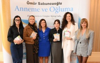 'Anneme ve Oğluma'nın lansmanına ünlü akını!