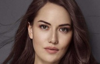 Fahriye Evcen’e Emily Brontë uyarlaması dizi teklifi