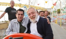 “Cennetin Çocukları” ekibi lunaparkta!