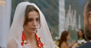 Aile'nin yeni bölümünden kareler geldi