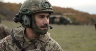 "Al Sancak" dizisinden ilk kareler paylaşıldı