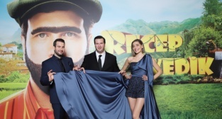 "Recep İvedik 7"nin özel gösteriminden kareler paylaşıldı!