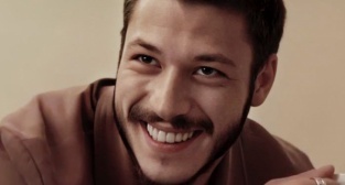 Kubilay Aka'dan özel pozlar!