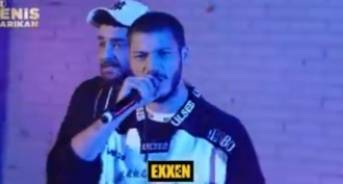 Kubilay Aka'nın rap performansı büyük ilgi gördü