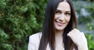 Özge Borak eski eşlerine sitem etti