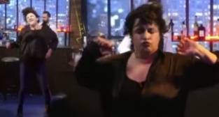 Esra Dermancıoğlu’ndan dans şov