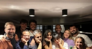 Zeytin Ağacı ekibi çekimler sonrası eğlendi