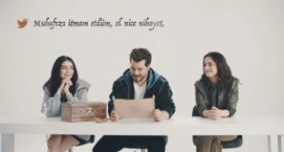 Hakan Muhafız oyuncularına Osmanlıca testi