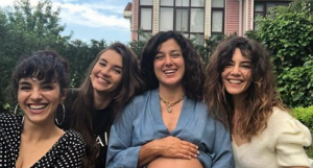 Ünlü isimlerden dans şov