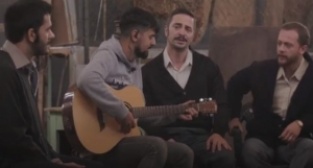 Ahmet Kural Kıbrıs Zafere Doğru setinde türkü söyledi