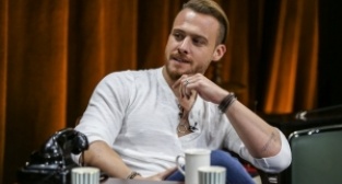 Kerem Bursin takıntılarını anlattı