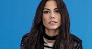 Kadına şiddete böyle tepki gösterdi