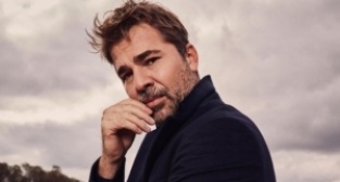 Engin Altan Düzyatan çocukların yaralarını sarmak için seslendi