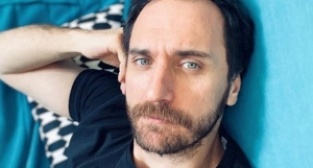 Fırat Çelik'ten 40 yaş dansı