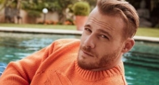 Kerem Bursin İspanya'da!