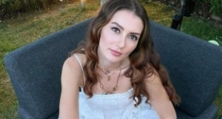 Burcu Özberk'ten yeni sezon açıklaması