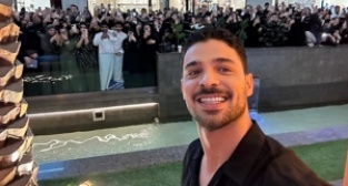 Riyad'da  Halit Özgür Sarı rüzgarı!