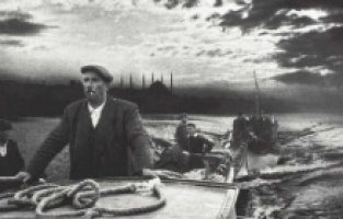 Ara Güler'in ilk röportaj fotoğrafı satıldı