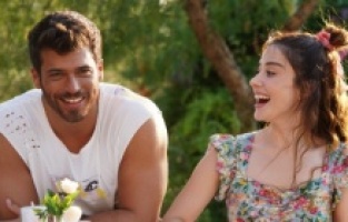 Bay Yanlış'tan kamera arkası görüntüler