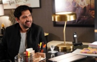 Yönetmen Ali Bilgin kamera önüne geçti