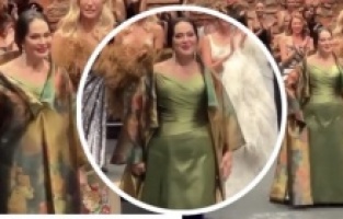 Türkan Şoray, Yıldırım Mayruk defilesinde podyuma çıktı