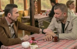 Arka Sokaklar'da ekip iş başında