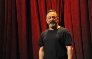 Cem Yılmaz çağrısına karşılık aldı