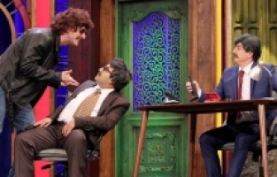 Komedi klasiğinde kahkaha hız kesmiyor