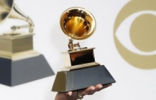 63. Grammy Ödülleri yeniden ertelendi