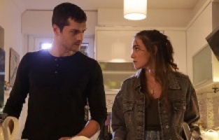 Akgün çıkış yolu arıyor