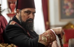 Abdülhamid düşmana karşılık veriyor