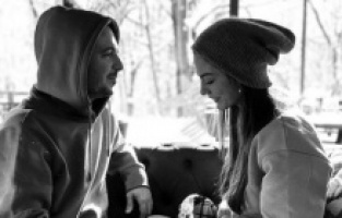 Demet Özdemir ve Oğuzhan Koç'tan aşk pozu