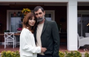 Kağıt Ev Star'da başlıyor