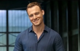 Kerem Bursin takipçi sayısını arttırdı