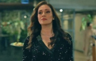 Özge Borak Menajerimi Ara kadrosunda!